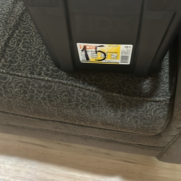 Front Row  pleated midi skirt - Picture 11 of 11